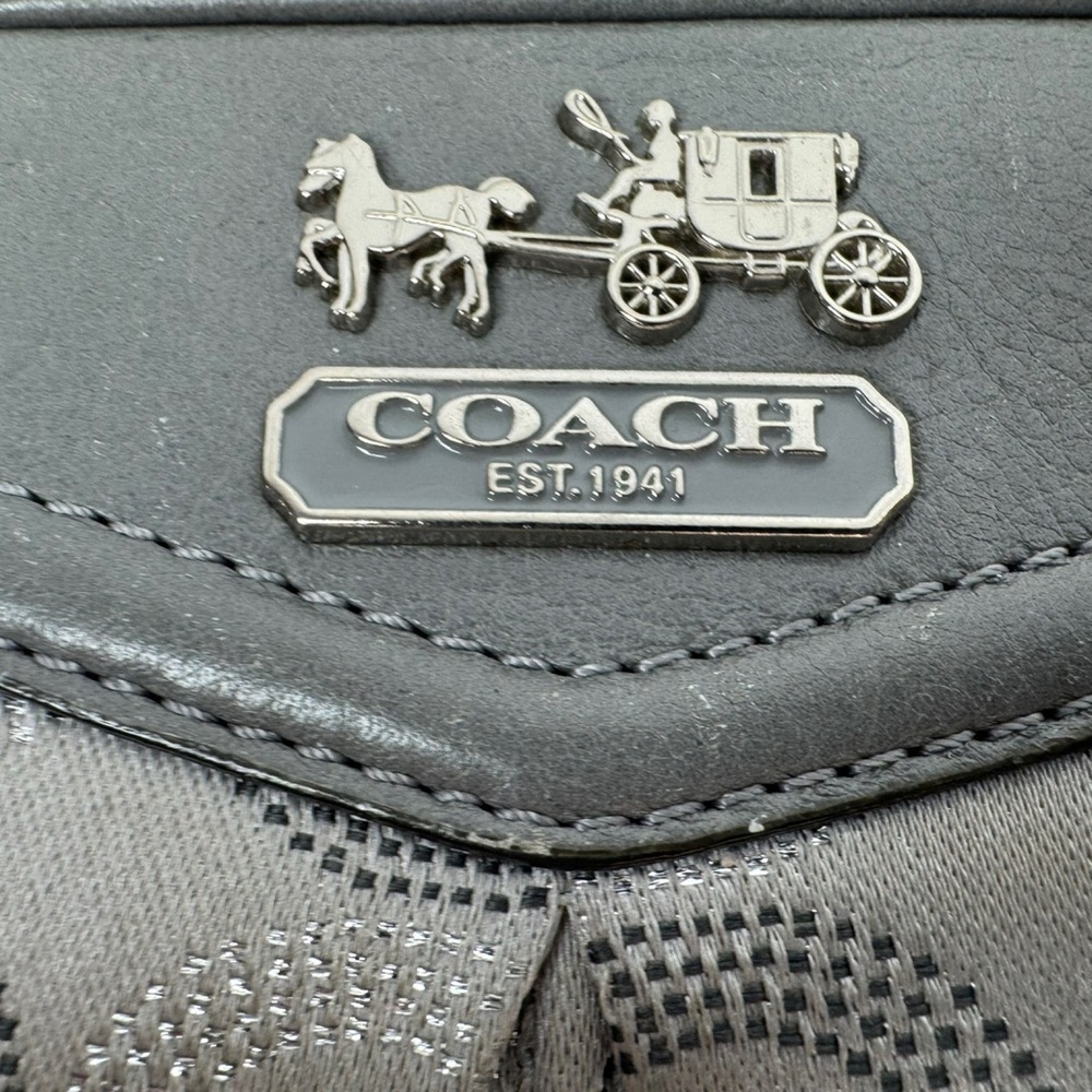 Coach Gray Silver Optic C Vintage Y2K Satin & Leather Carriage Cosmetic Zip Bag - Picture 6 of 12